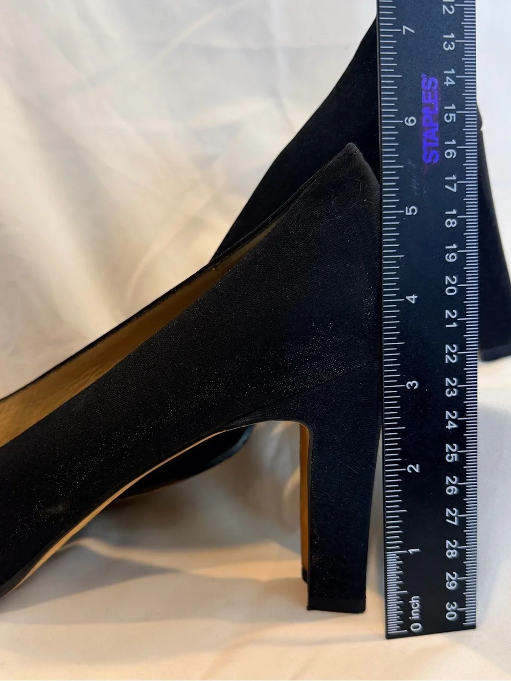 Vaneli Black Fabric Peep Toe Dress Pumps Heels Size 11